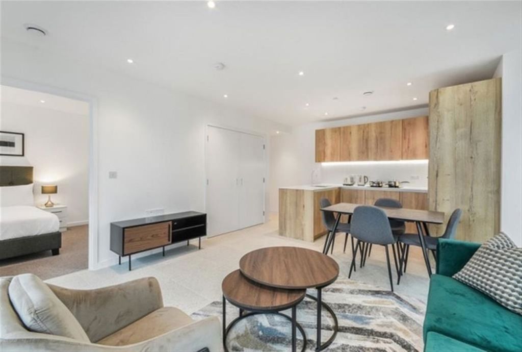 Property photo 2 of 12