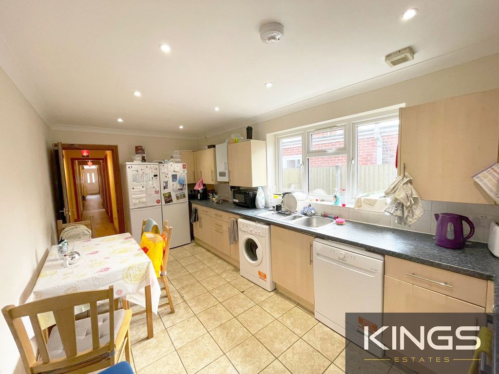 Property photo 3 of 16 17 Spear Rd (14)Logo