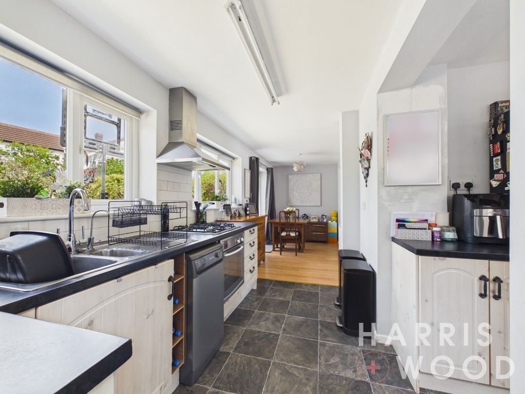 Property photo 2 of 26 5143821