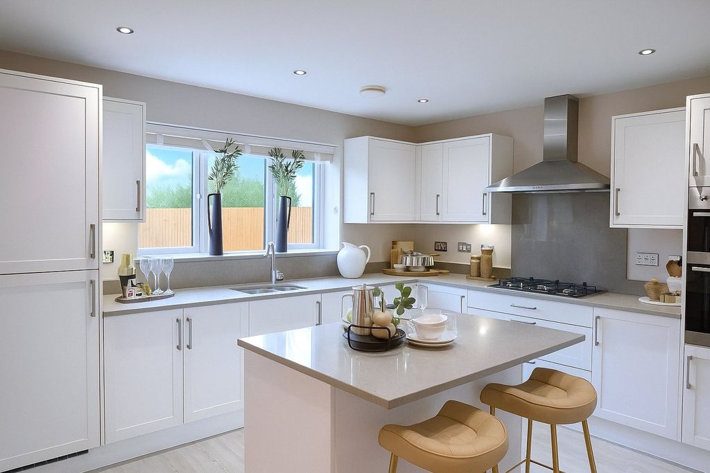 Property photo 3 of 8 Kitchen