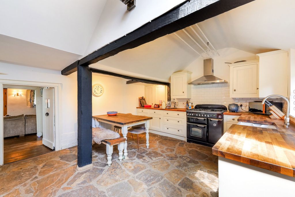 Additional image 6 of 3 bed end terrace house for saleEast Grinstead Road, Lingfield RH7