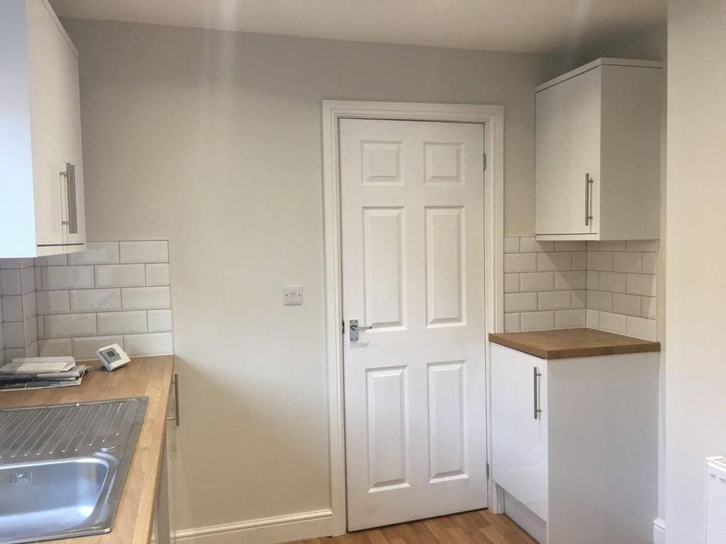 Property photo 2 of 10 O_1F0Qmjo8v1Rph1Ou61881Tj34Rvm.Jpeg