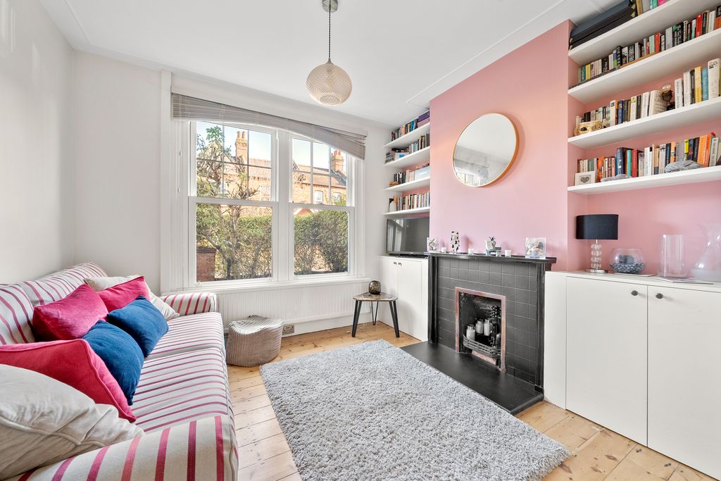 Property photo 1 of 22