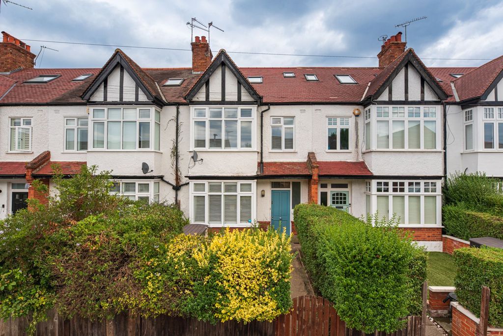 Property photo 1 of 18