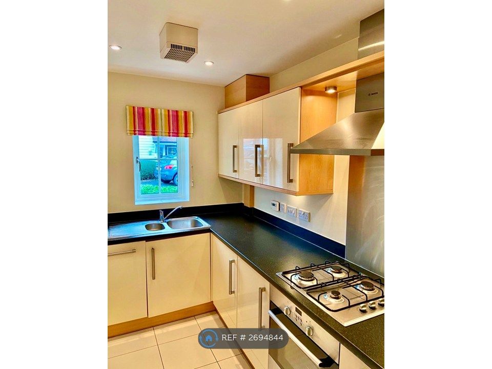 Property photo 2 of 13 Smart Kitchen With Integrated Appliances