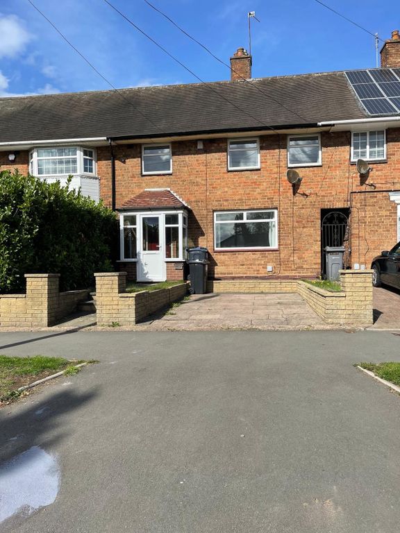 Property photo 1 of 16 4 Bed Terraced House To Rent Court Oak, Birmingham B32,  Only Eligible For Those Claiming Benefits