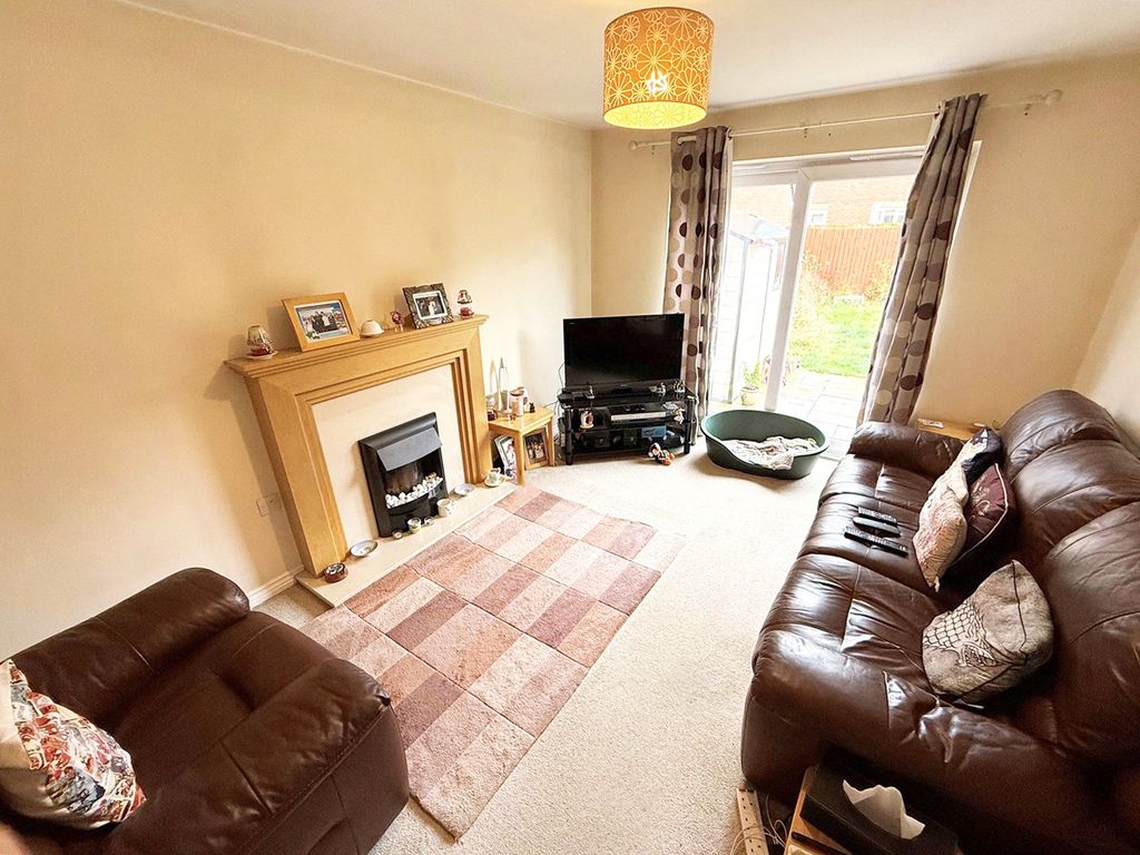 Property photo 2 of 12 Picture No. 39