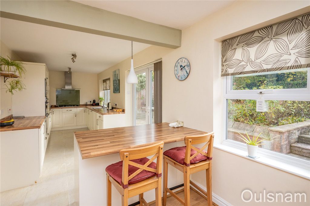 Property photo 3 of 29 Picture No. 21