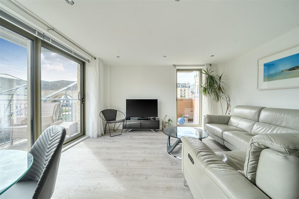 Property photo 3 of 13 Living Room II.Jpg