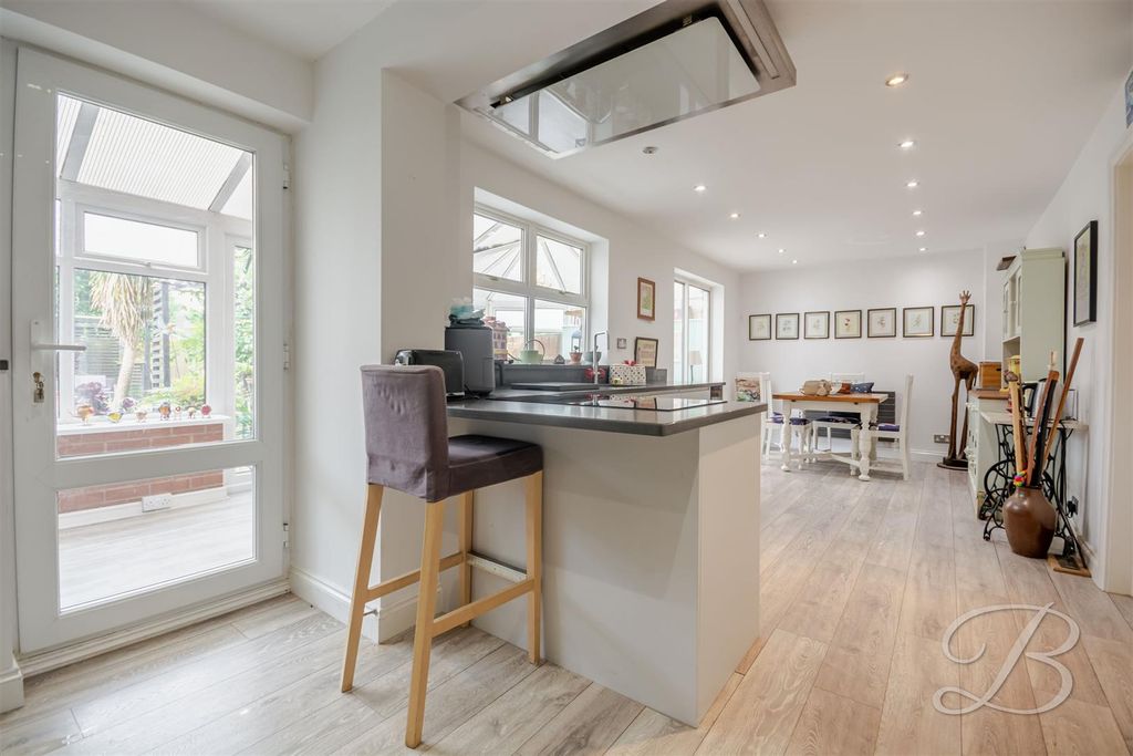 Property photo 2 of 31 Ccltd-8.Jpg