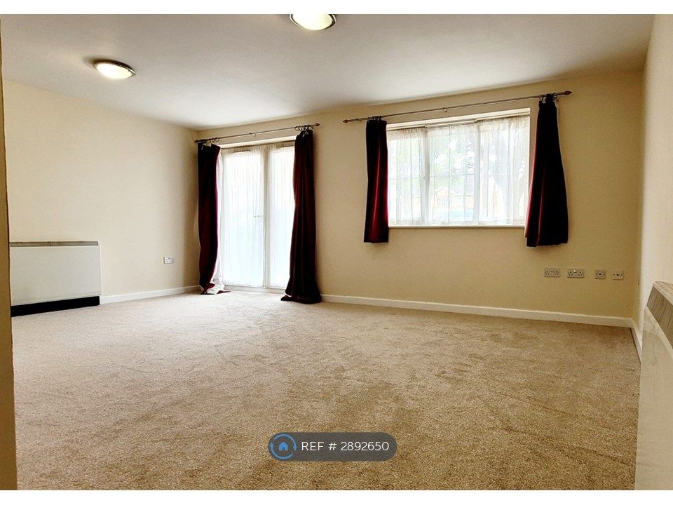 Property photo 2 of 7 Lounge