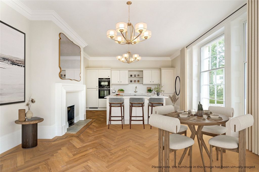 Property photo 1 of 10 Kitchen