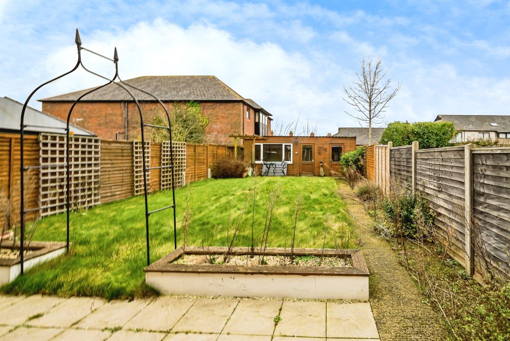 Property photo 2 of 12