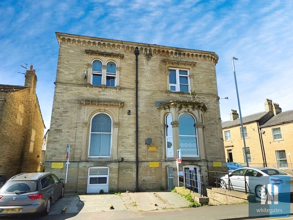 Property photo 1 of 8 Picture No. 11