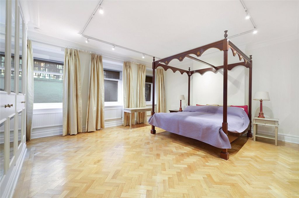 Property photo 3 of 17 Picture No. 28