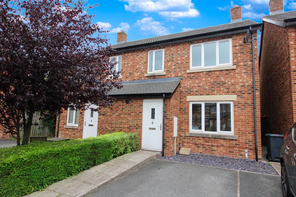 Property photo 1 of 6