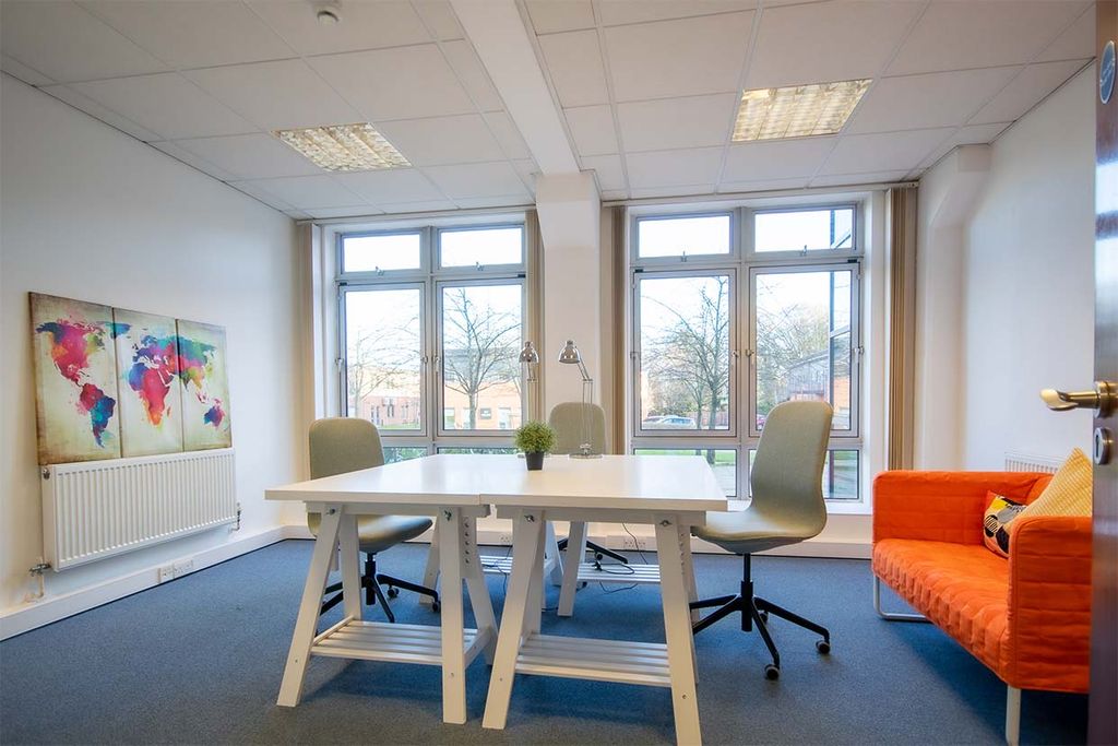 Property photo 2 of 6