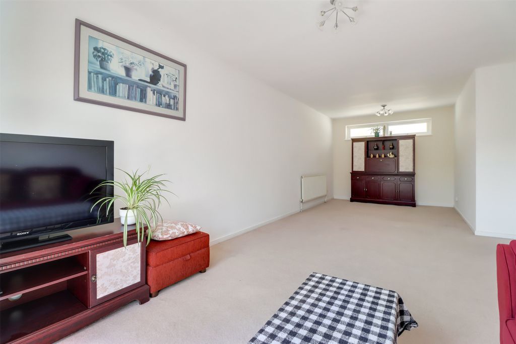 Property photo 3 of 12 Picture No. 15
