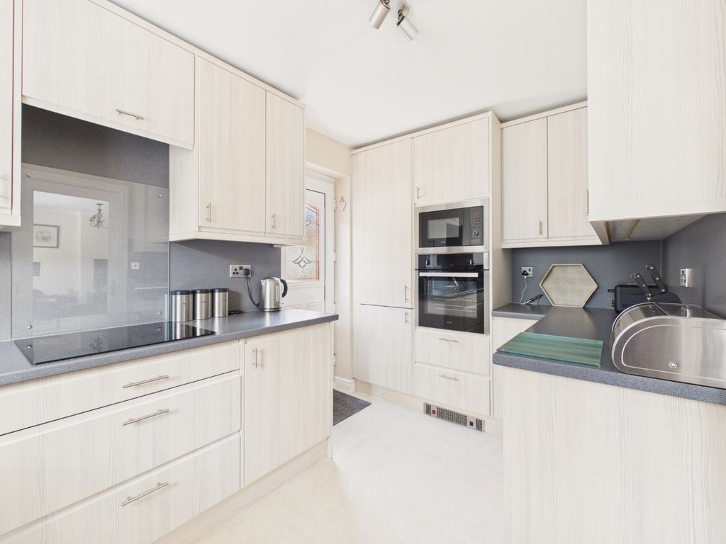 Property photo 3 of 18 5418907