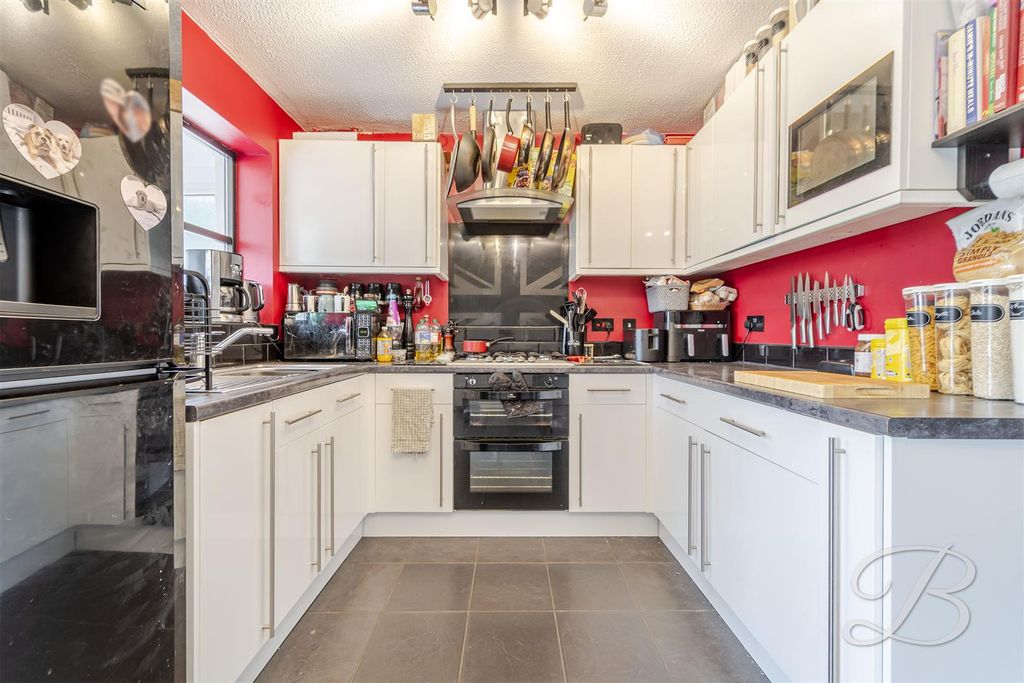 Property photo 2 of 34 Ccltd-18.Jpg