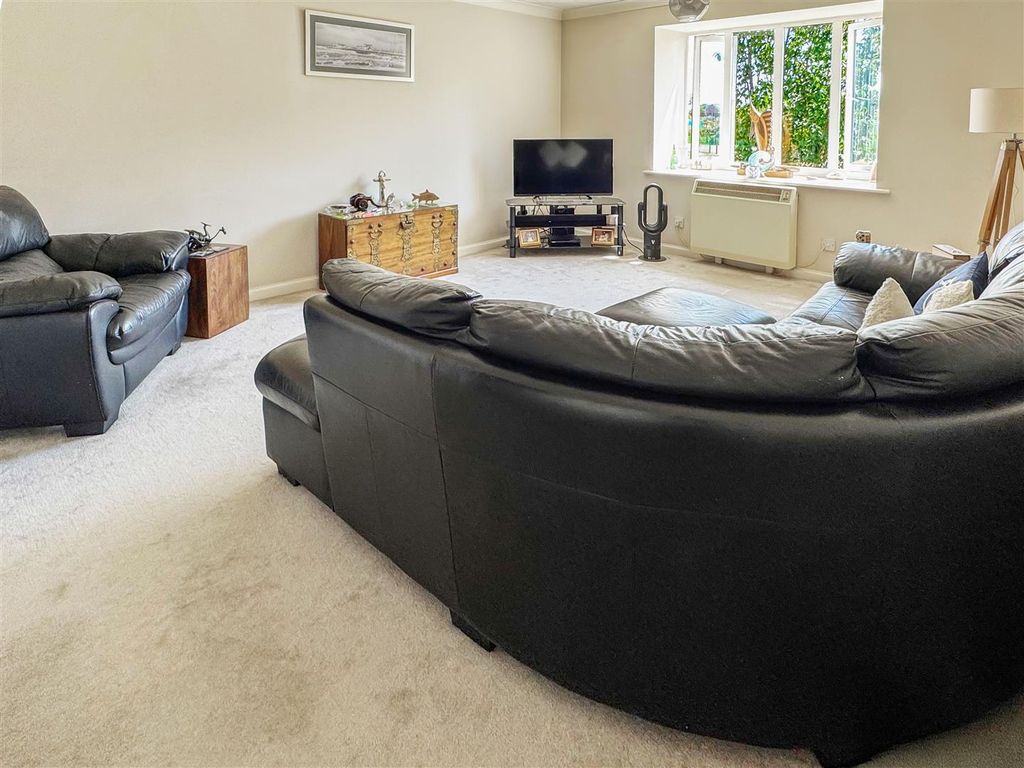 Property photo 2 of 10 Img_0372.Jpg