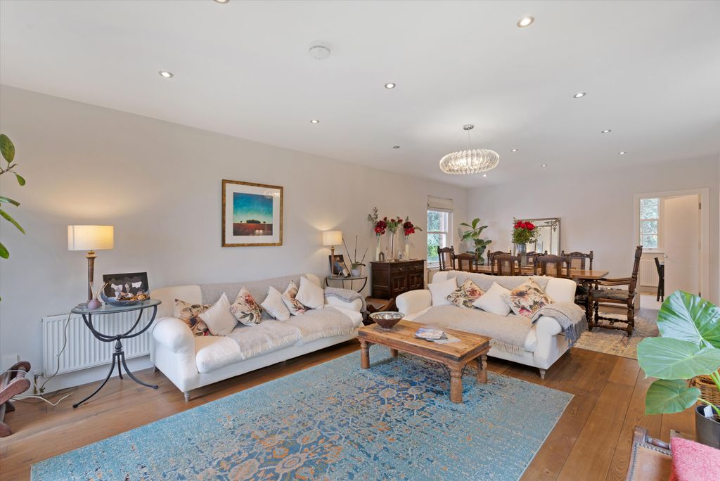 Property photo 1 of 15 Image