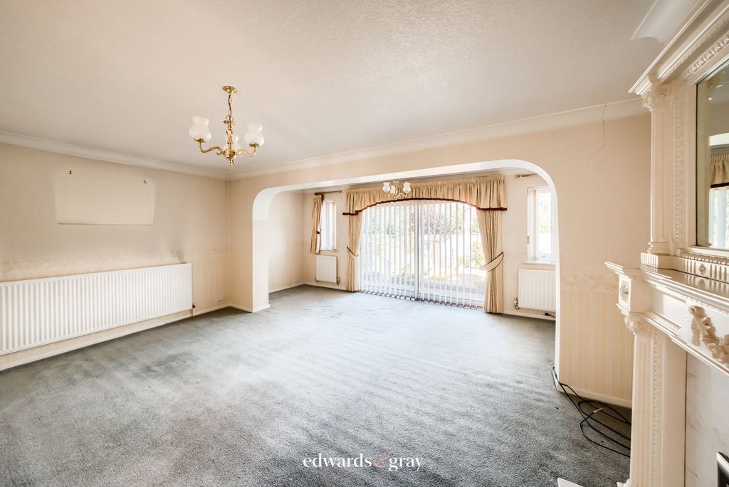 Property photo 3 of 19