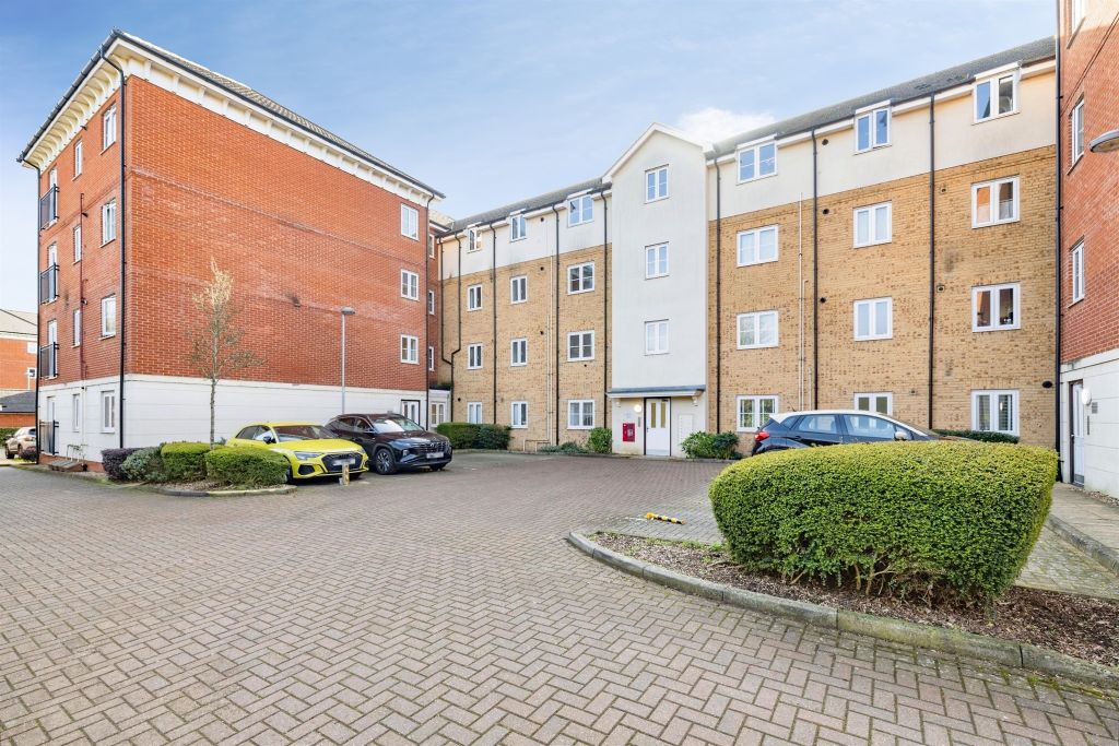 Property photo 2 of 10