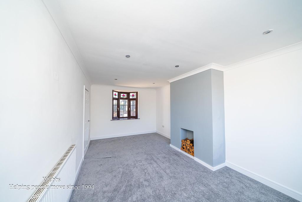 Property photo 3 of 30 Webbs-5.Jpg