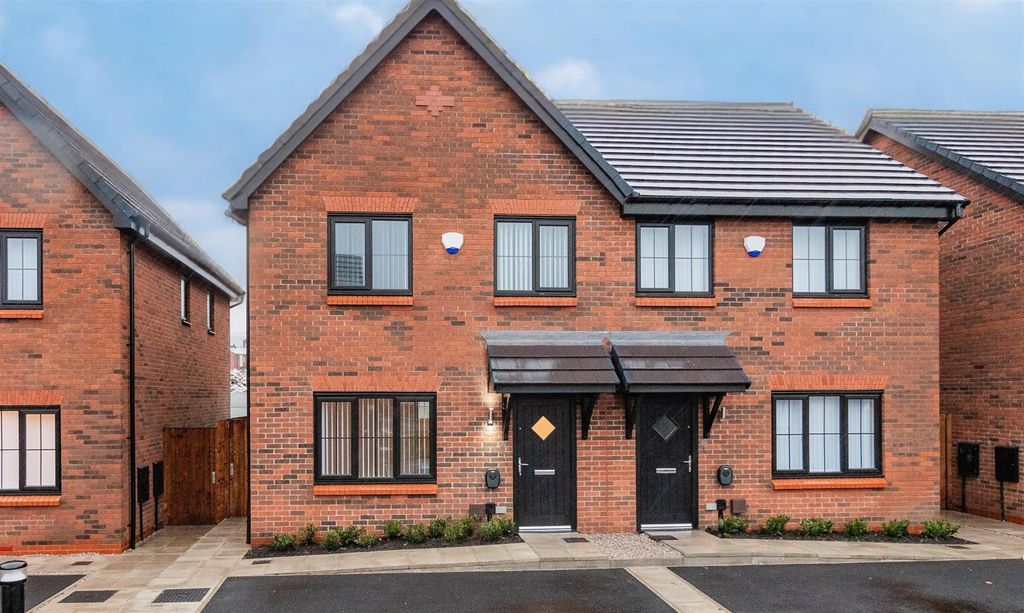 Property photo 1 of 11 The Tailor Blue Sky External.Png