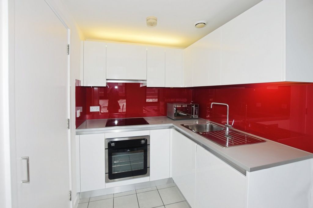 Property photo 2 of 10 Picture No. 12