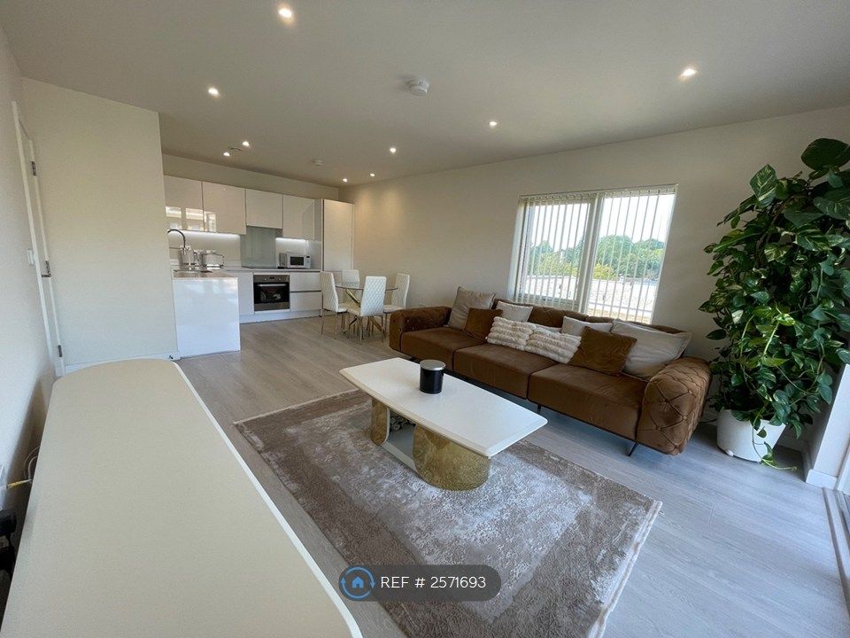 Property photo 1 of 31