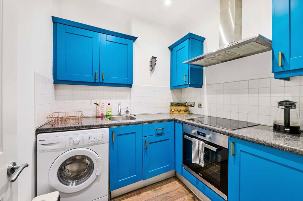 Property photo 2 of 4