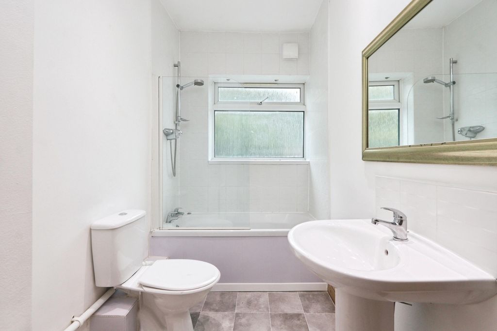 Property photo 3 of 17 Pbox-Img.Jpg