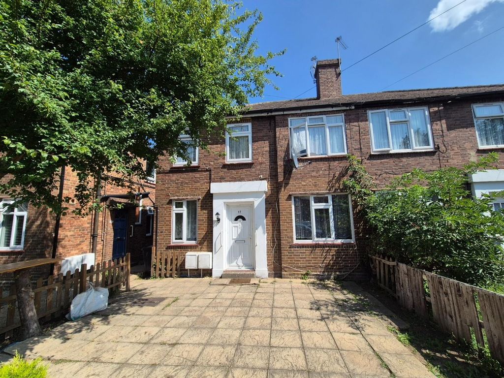 Property photo 1 of 9