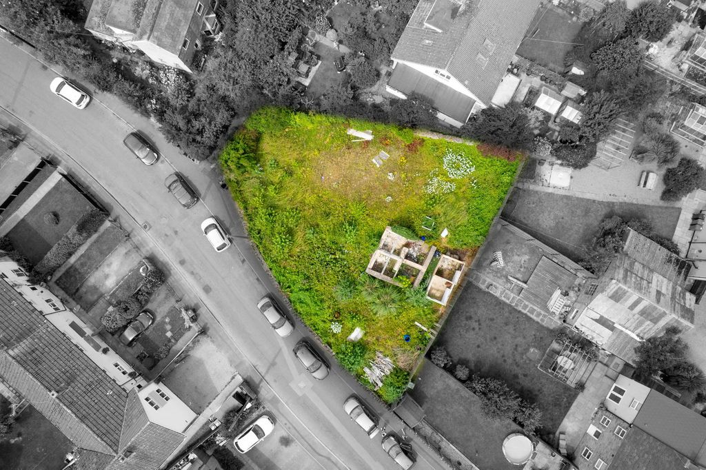 Property photo 2 of 5