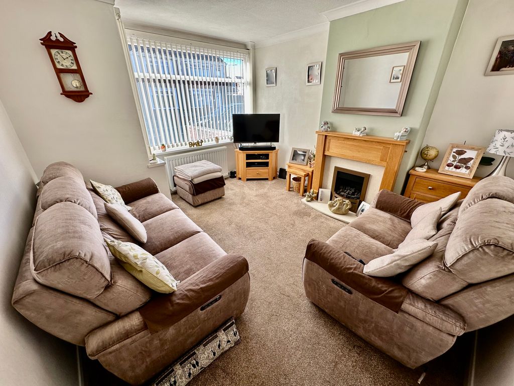 Property photo 3 of 30 Img_5929