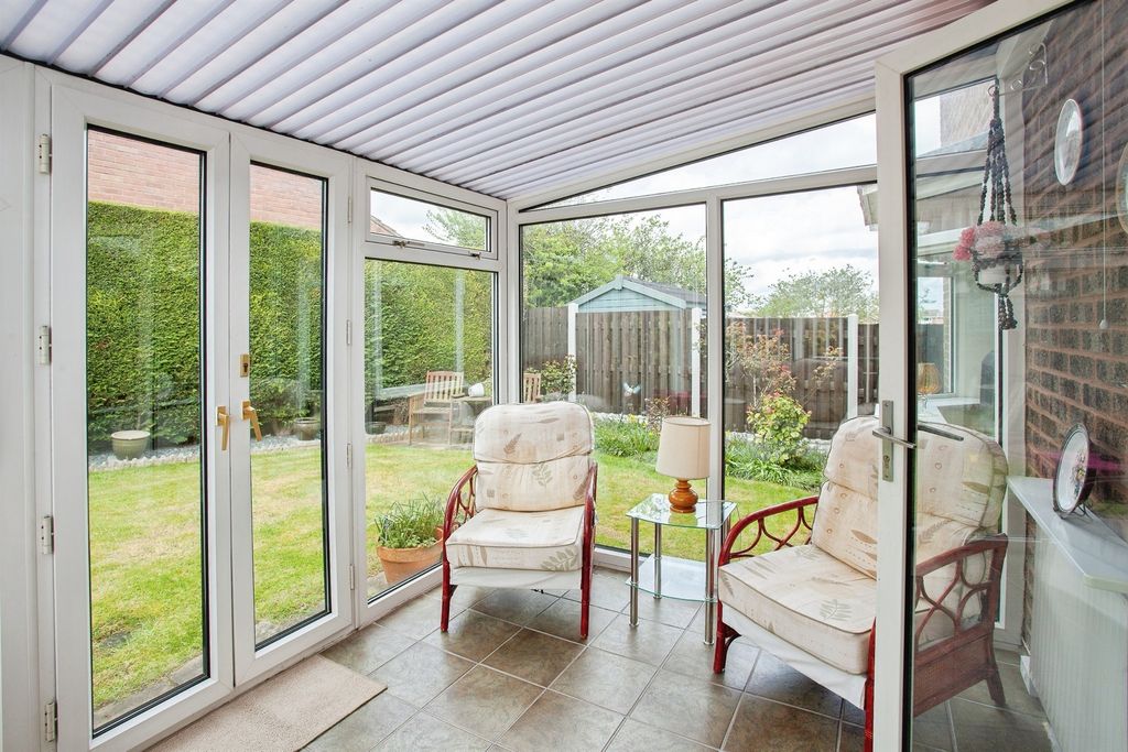 Property photo 3 of 21