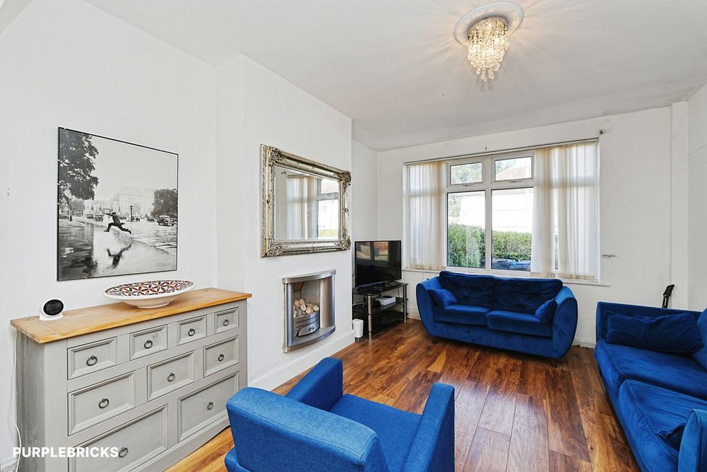 Property photo 3 of 21 Reception Room
