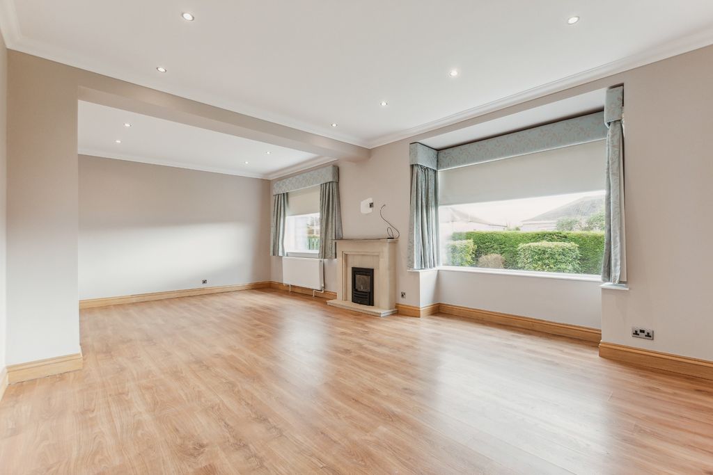 Property photo 2 of 26 2