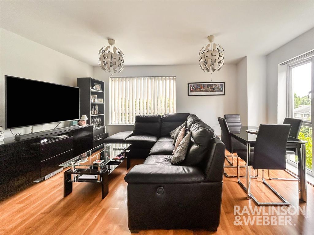 Property photo 3 of 13 Img_0497.Jpg