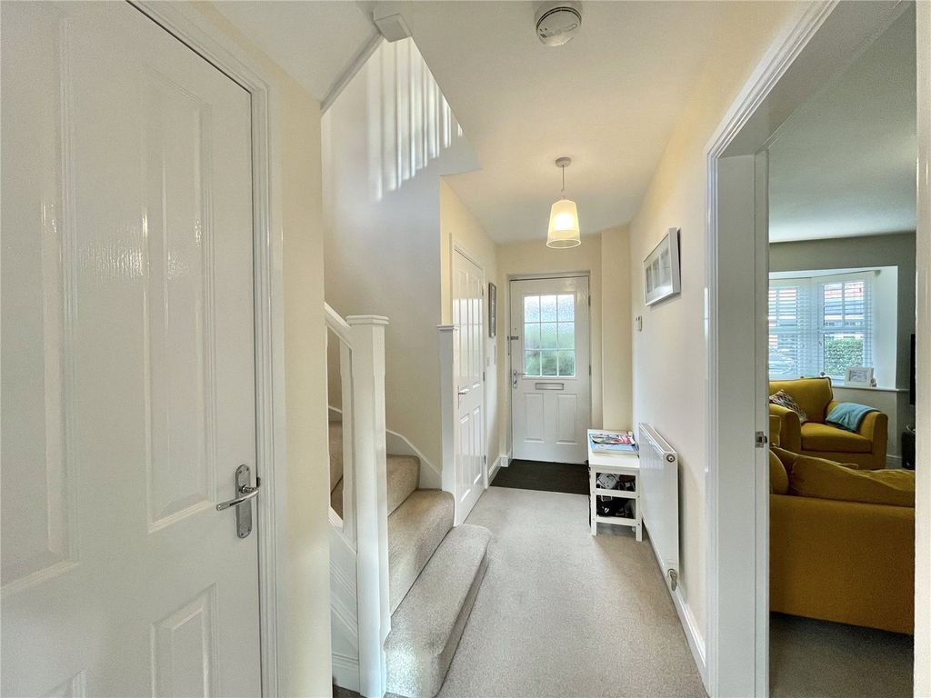 Property photo 2 of 24 Picture No. 21