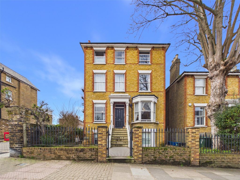 Property photo 1 of 15 Picture No. 16