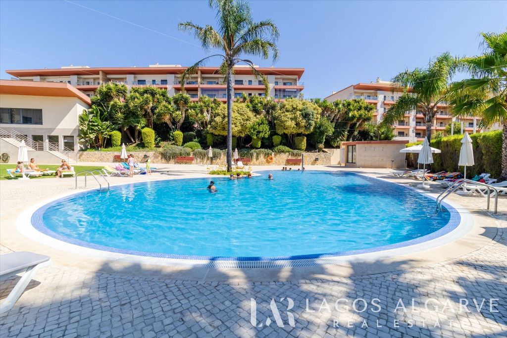 Property photo 1 of 28 Exclusive 2 Bedroom Apartment In Encosta Da Marina — Meia Praia, Lagos