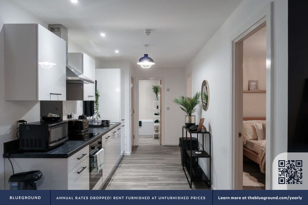 Property photo 3 of 35 Fully Equipped Kitchen