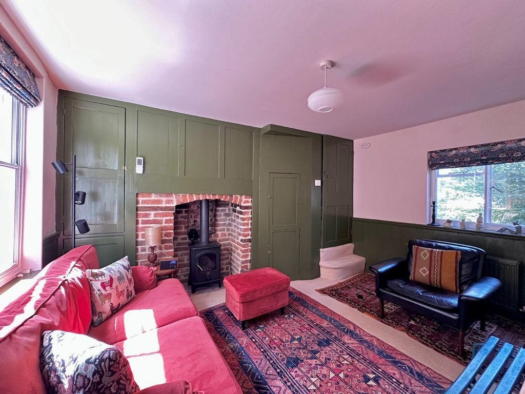 Property photo 2 of 11 Picture No. 12