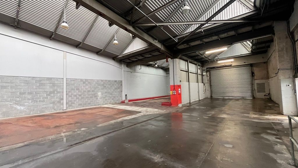 Property photo 3 of 7 Photo 9