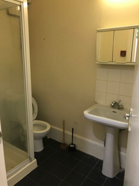 Property photo 3 of 3