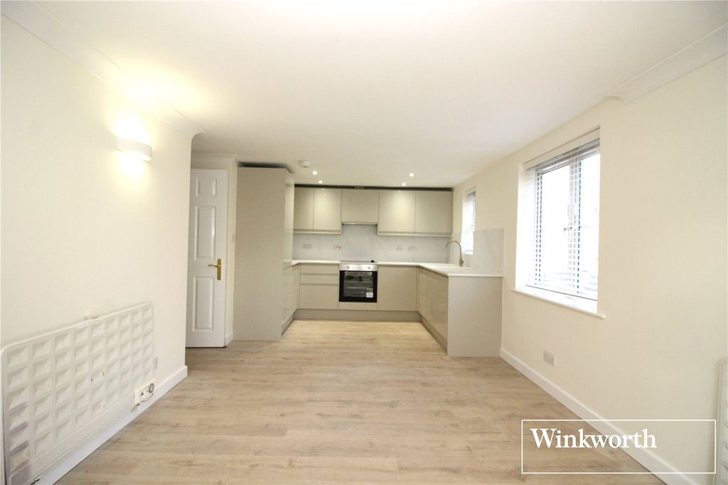 Property photo 3 of 8 Picture No. 09