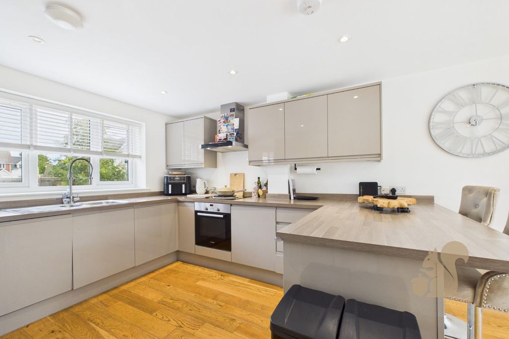 Property photo 2 of 18 Cam01659G0-Pr0625-Still003.Jpg